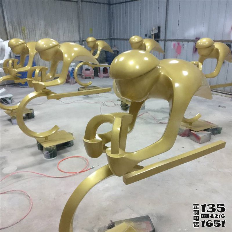 學(xué)院玻璃鋼抽象人物騎自行車(chē)玻璃鋼雕塑 學(xué)院玻璃鋼抽象人物騎自行車(chē)玻璃鋼雕塑