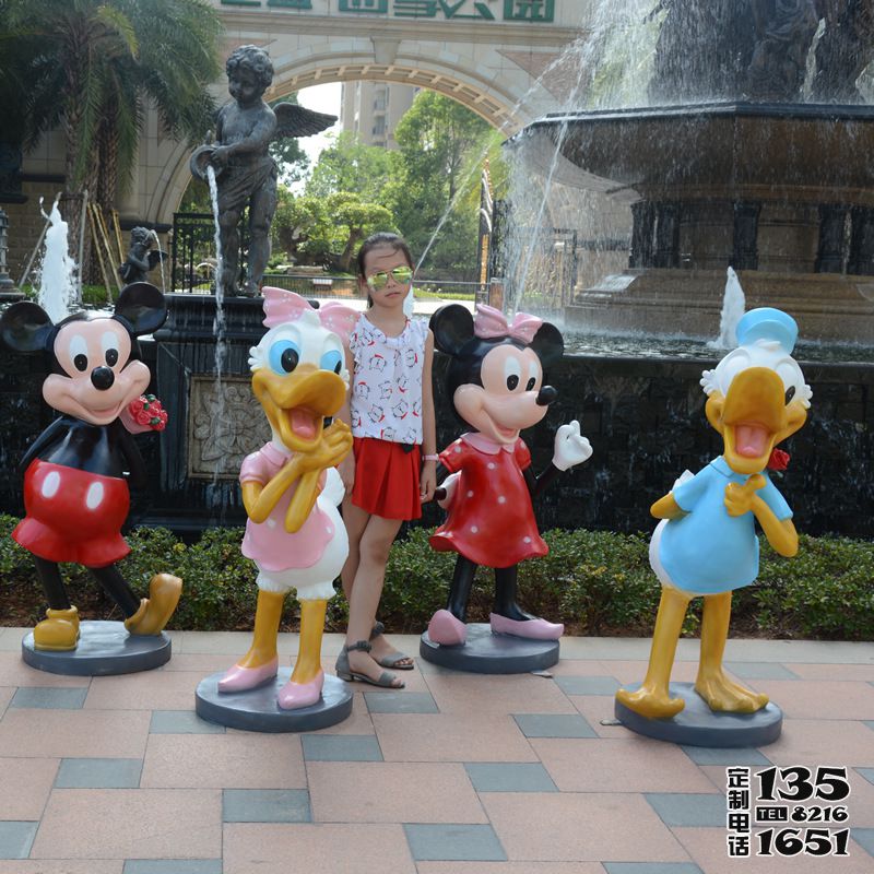 景區(qū)裝飾玻璃鋼卡通動(dòng)物雕塑 景區(qū)裝飾玻璃鋼卡通動(dòng)物雕塑