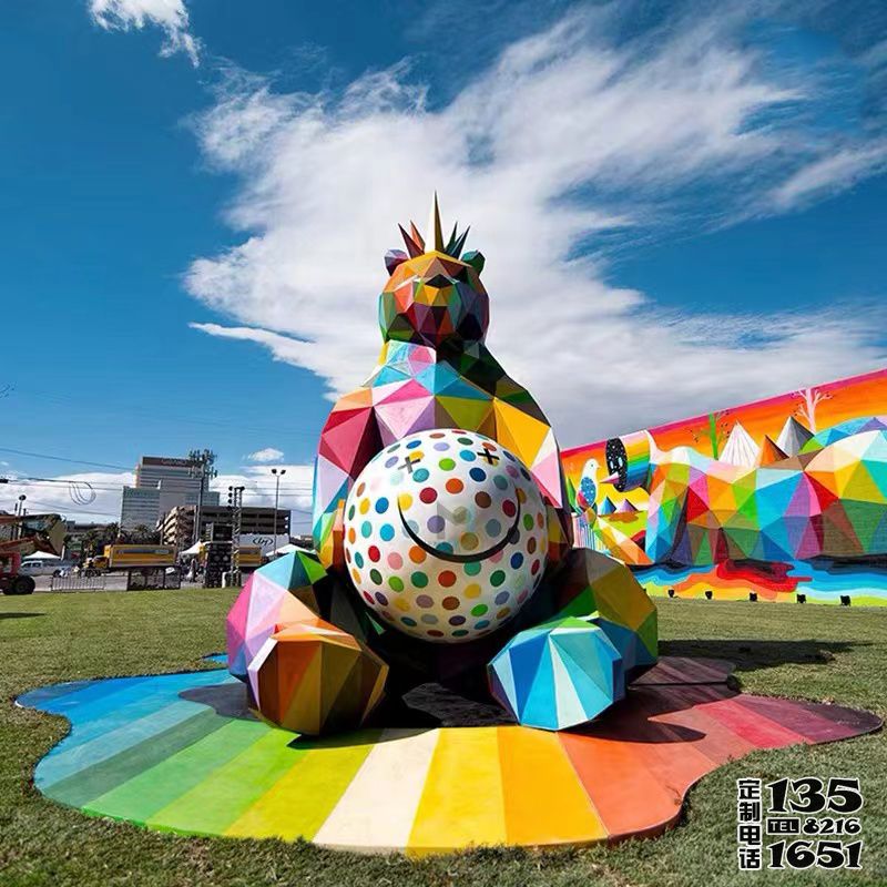 戶外廣場創意玻璃鋼彩繪卡通幾何熊雕塑 戶外廣場創意玻璃鋼彩繪卡通幾何熊雕塑